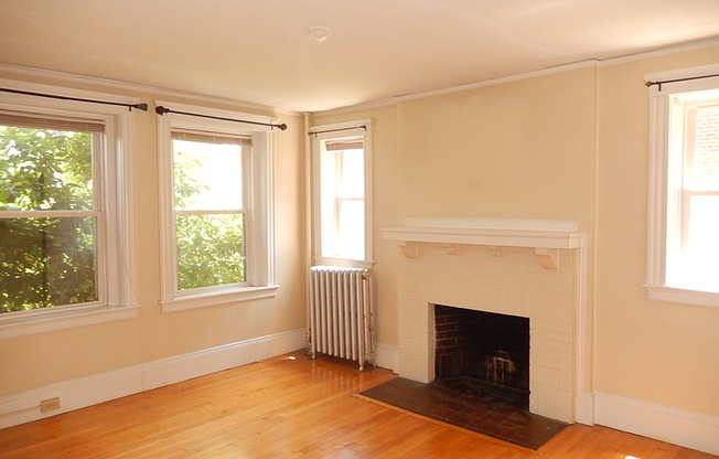 8 Craigie Cir.