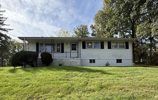 Three Bedroom Bellefonte Ranch