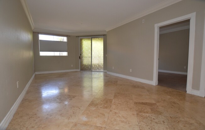 Meridian Unfurnished 1Bdr/1Bath Luxury Condo. Utilities & Cable Service NOT included in advertised rental rate.