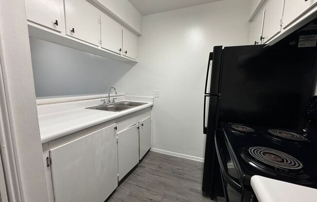 1 bed, 1 bath, 640 sqft, $950, Unit 621