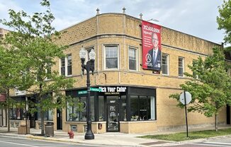 2121 IRVING PARK RD