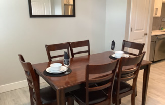 3 beds, 2.5 baths, 1,404 sqft, $5,640, Unit 1430-105