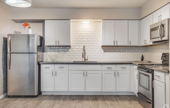 1 bed, 1 bath, 820 sqft, $1,299, Unit W209