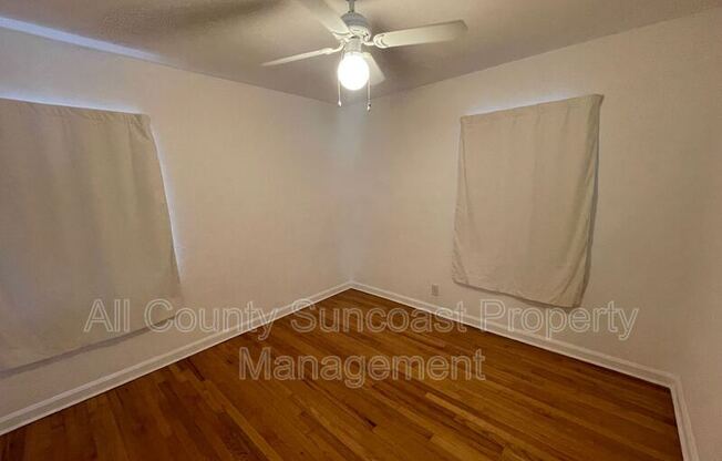 2 beds, 1 bath, $2,275