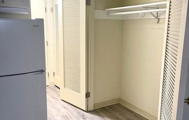 Studio, 1 bath, 302 sqft, $1,125, Unit 111