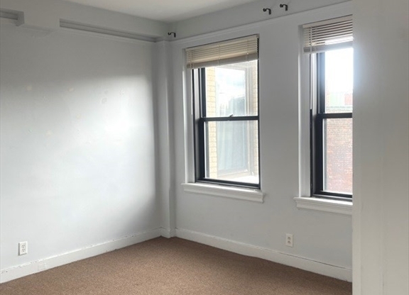 1 bed, 1 bath, 600 sqft, $2,700, Unit 503