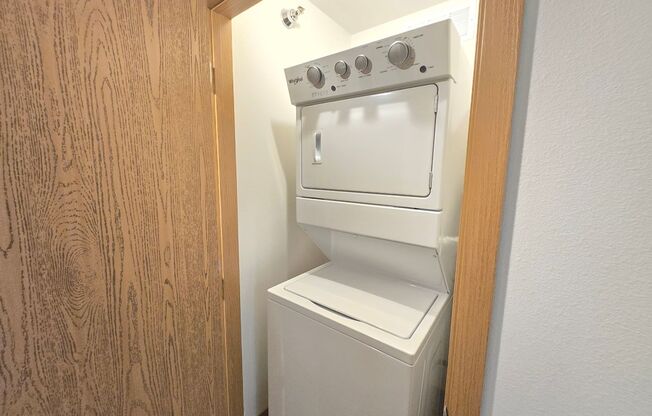 1 bed, 1 bath, 756 sqft, $1,195, Unit 3500 302