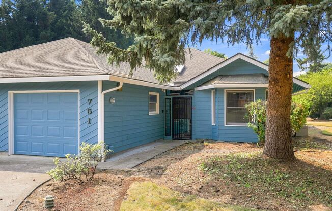 Charming 3-Bedroom Home with Garage & Lawn Care Included