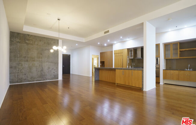 2 beds, 3 baths, 1,950 sqft, $6,500, Unit PH 3