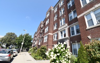 127 WASHINGTON ST