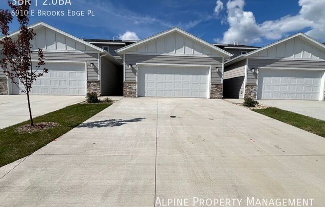 6910 E BROOKS EDGE PL