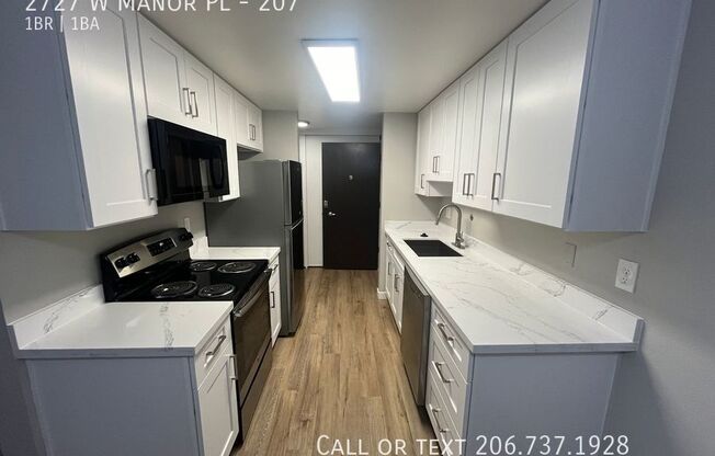 2727 W MNR PL