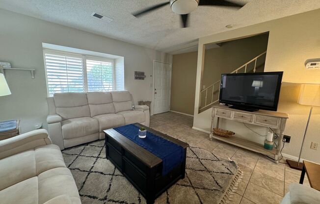 2 beds, 2 baths, $1,900, Unit # 2