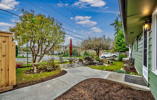 East Lynnwood Three Bed, 1 1/2 Bath Rambler