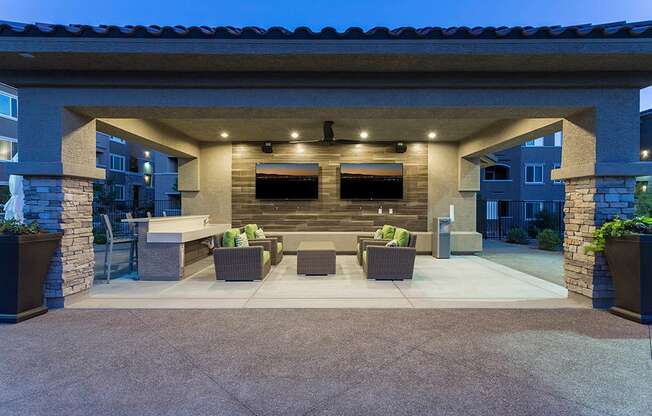 Outdoor seating at The View at Horizon Ridge, Nevada