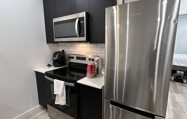 1 bed, 1 bath, $1,180