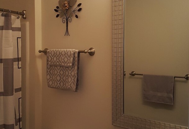 2 beds, 2 baths, 1,190 sqft, $1,470, Unit 5403LLS #92