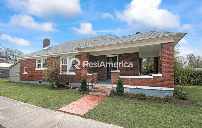 Classic Bungalow in a Convenient Location!