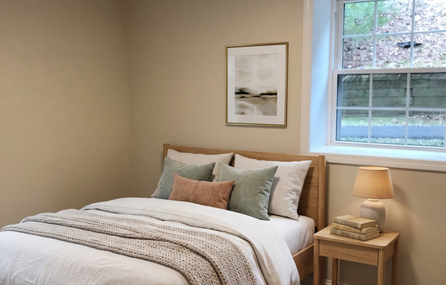 2 beds, 1 bath, 1,050 sqft, $2,500, Unit 4 WC- 19