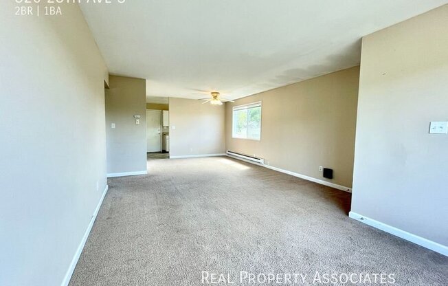 826 28 AVE S