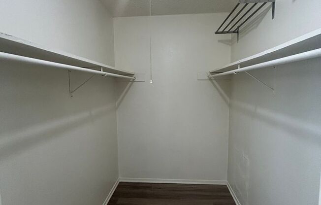 1 bed, 1 bath, 650 sqft, $1,259, Unit SUX-315