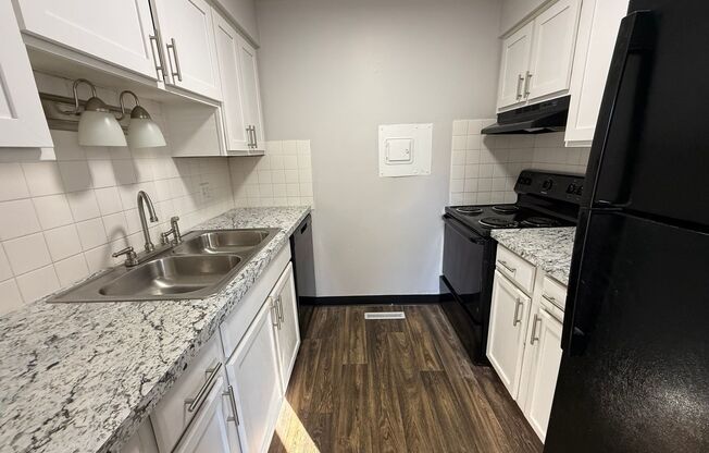 1 bed, 1 bath, 714 sqft, $750, Unit 5000 Tippecanoe