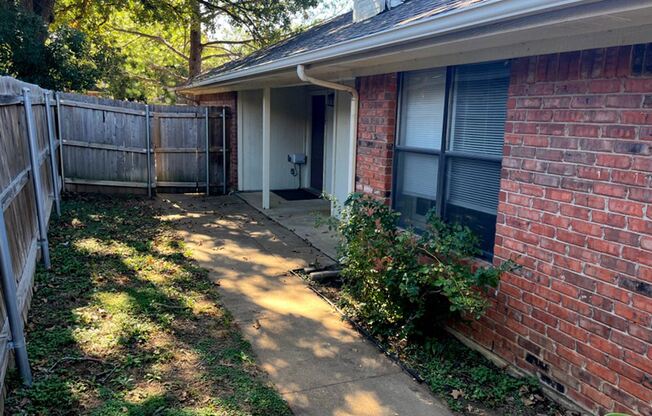 2317 Kingsford Court