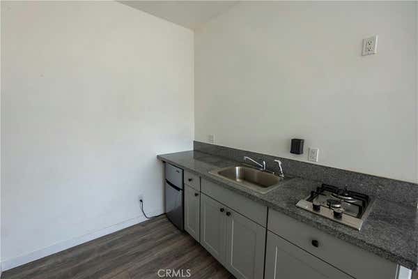 Studio, 1 bath, 200 sqft, $1,300, Unit 3/4