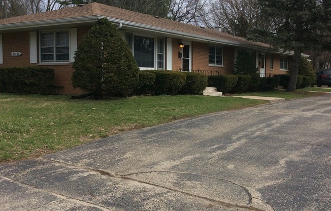 1624 EASTMORELAND