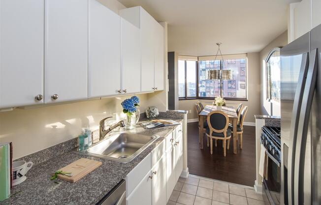 1 bed, 1 bath, 630 sqft, $6,474, Unit 17F