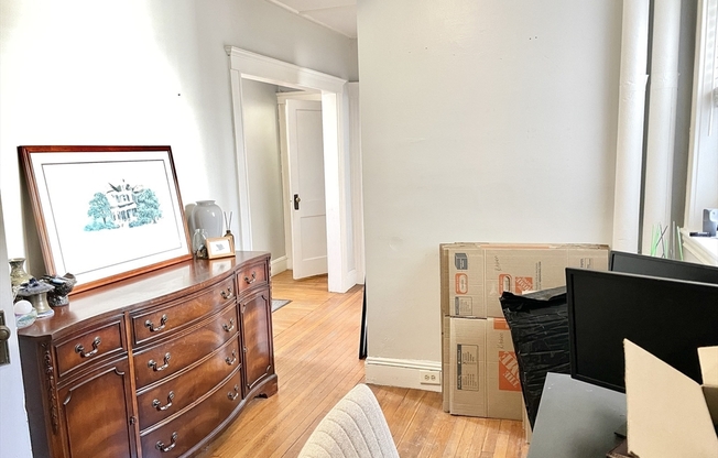 1 bed, 1 bath, 650 sqft, $2,950, Unit 25