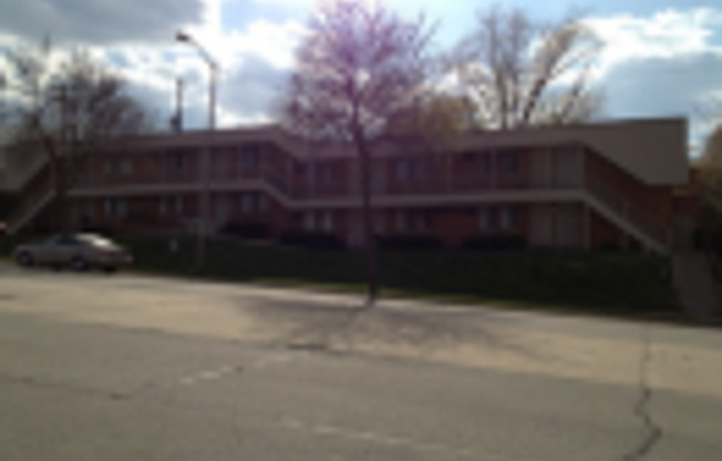 607 - 621 S. 92nd