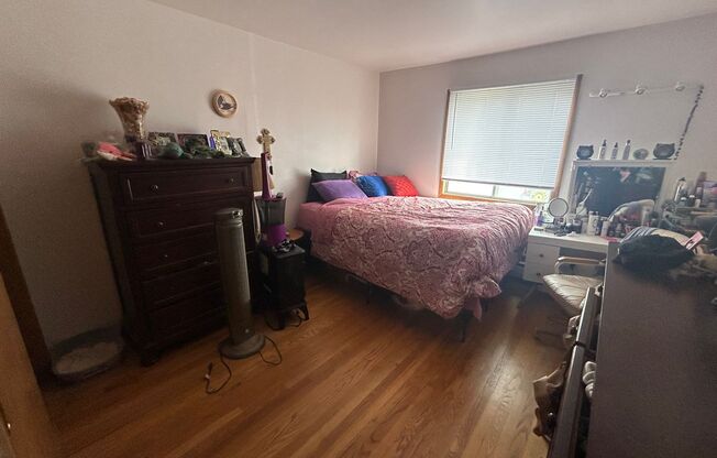 1 bed, 1 bath, $1,015, Unit 14