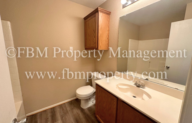 3 beds, 2 baths, $2,095