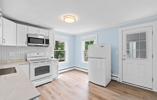 10-12 Pine St