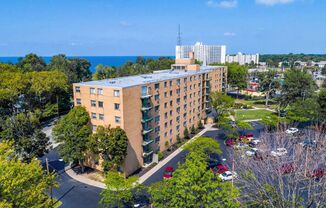 1 bed, 1 bath, 600 sqft, $999