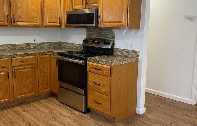 1 Bedroom Home next to the Whitewater Park and the Foothills. _ Pet Friendly!!