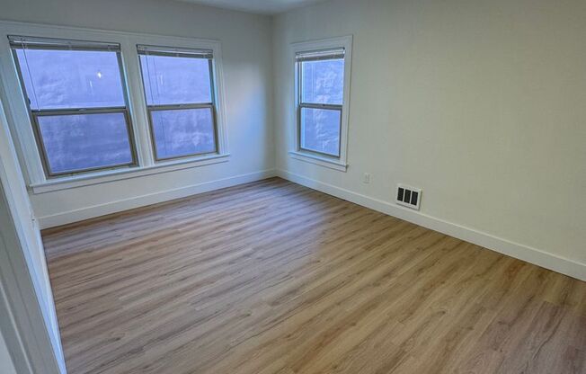 1 bed, 1 bath, 425 sqft, $1,332, Unit 401