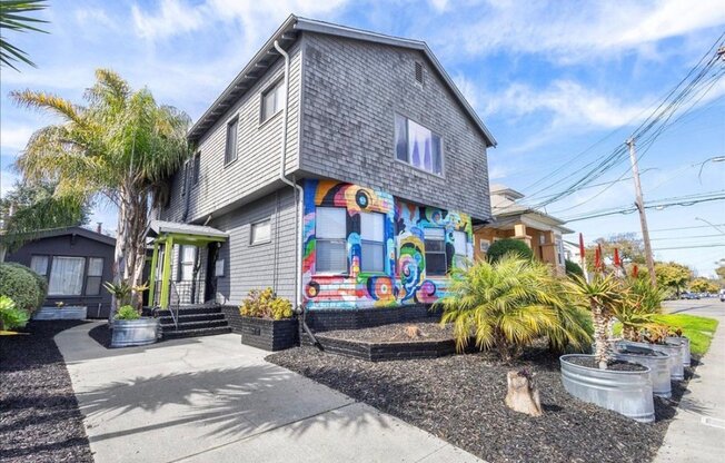 1551 SAINT CHARLES ST