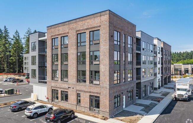 1 bed, 1 bath, 548 sqft, $1,975, Unit 324