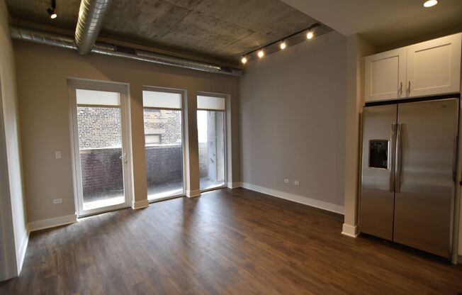 1 bed, 1 bath, 673 sqft, $3,200, Unit 3833-419