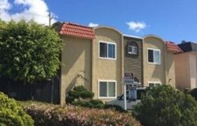 1 bed, 1 bath, $1,895, Unit 4571 #4