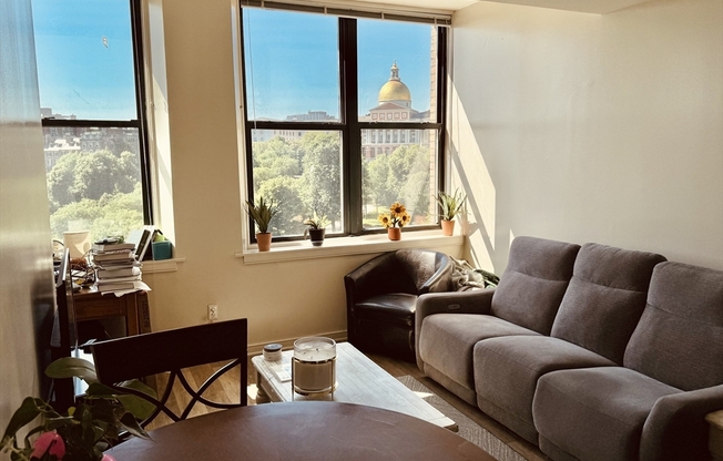 2 beds, 1 bath, 736 sqft, $3,700, Unit 6B