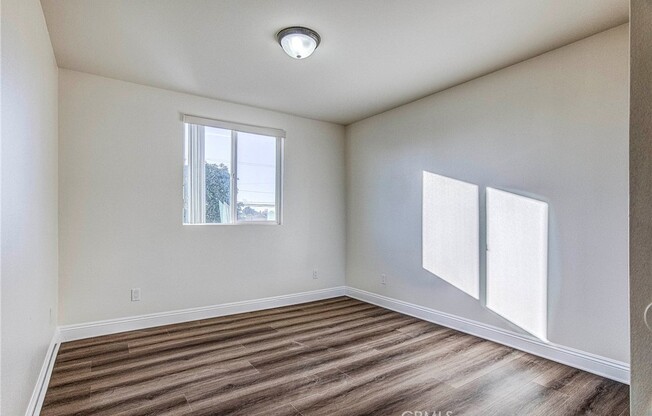 445 W 65 ST