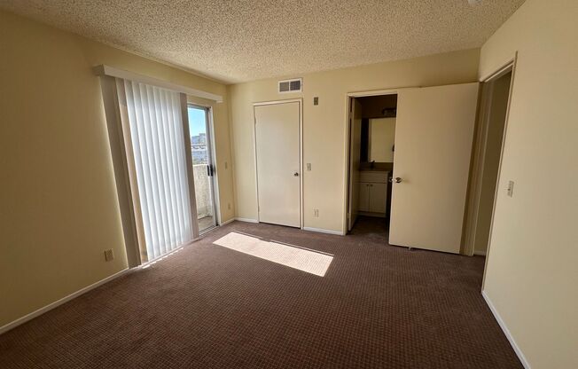 2 beds, 2.5 baths, $3,100, Unit 103