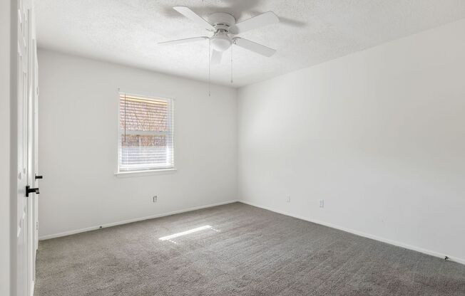 2 beds, 1.5 baths, 875 sqft, $1,495