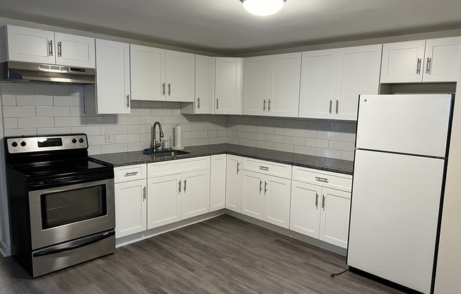 1 bed, 1 bath, 700 sqft, $2,000, Unit 1