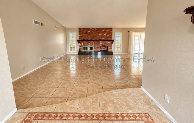 4 beds, 3 baths, 3,656 sqft, $4,500