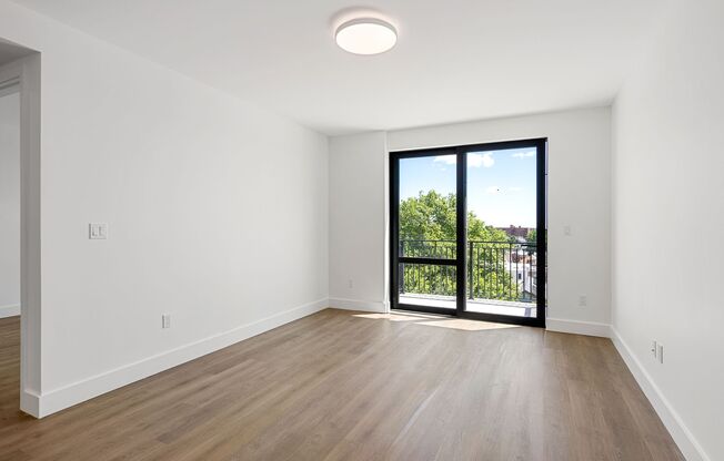 Studio, 1 bath, 444 sqft, $2,975, Unit 1-1C