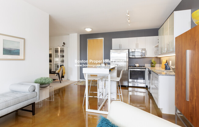 30 CALDWELL ST